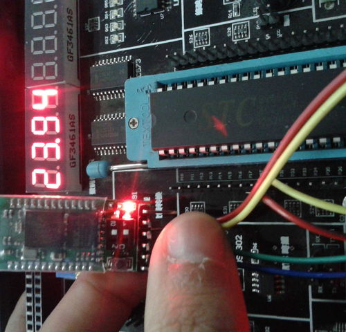 可编程逻辑与LED应用 学生视角下的电子技术探索